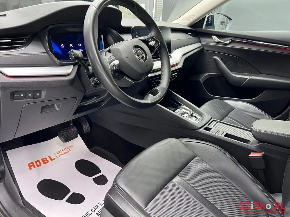 2020' Skoda Octavia photo #4