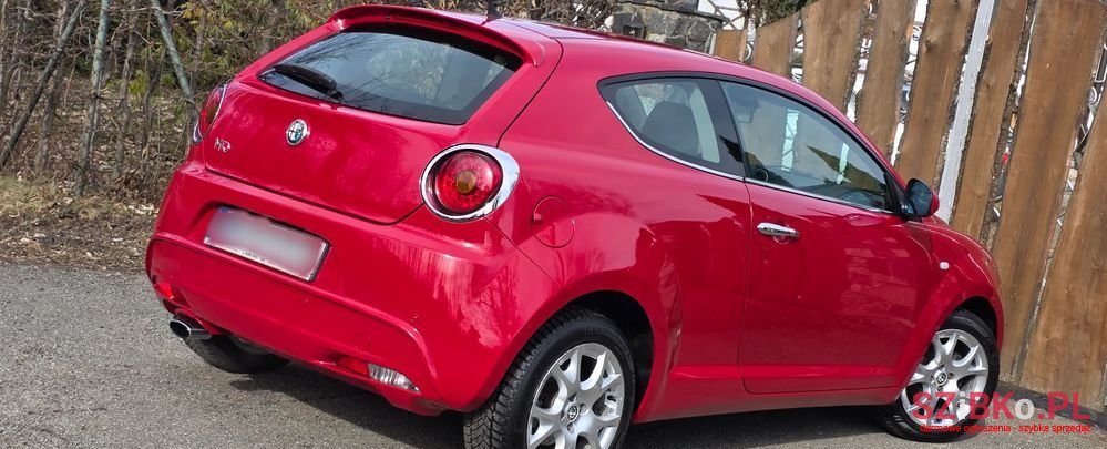 2011' Alfa Romeo MiTo photo #4