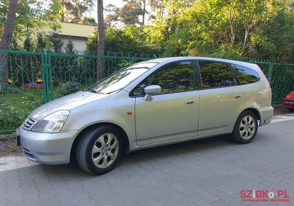 2001' Honda Stream photo #1