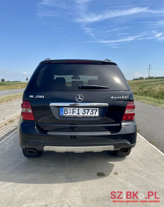 2007' Mercedes-Benz Ml photo #5