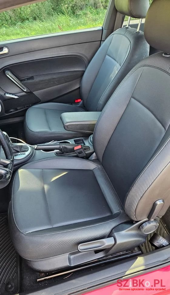 2017' Volkswagen Beetle 2.5 photo #6