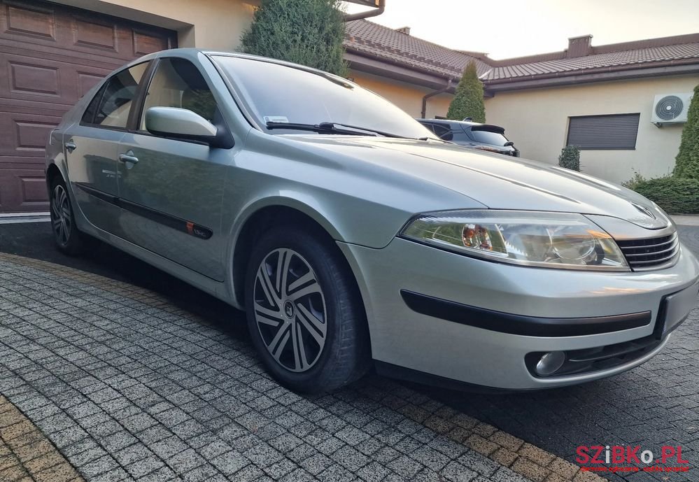 2003' Renault Laguna 1.9 Dci Expression photo #3