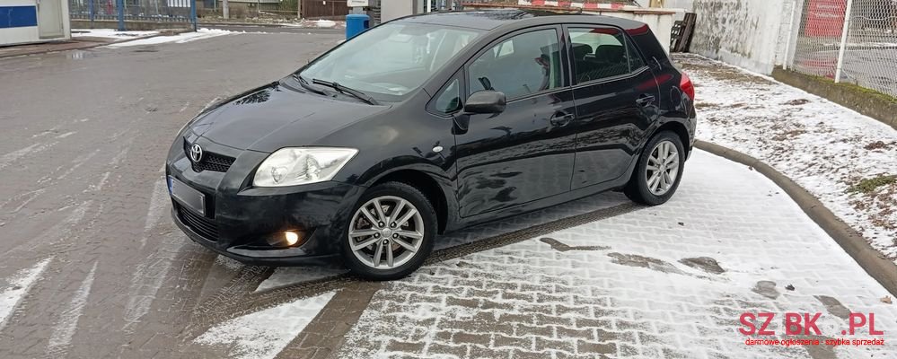 2009' Toyota Auris 2.0 D-4D Prestige photo #1