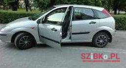 2004' Ford Focus photo #1