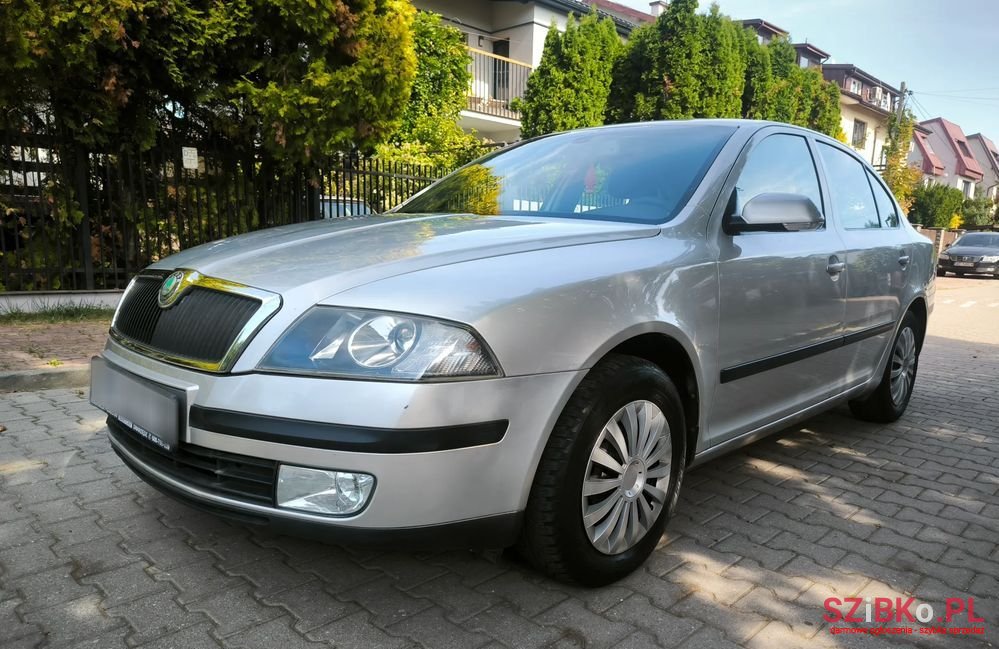 2006' Skoda Octavia photo #2