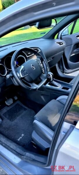 2016' Citroen DS4 photo #4