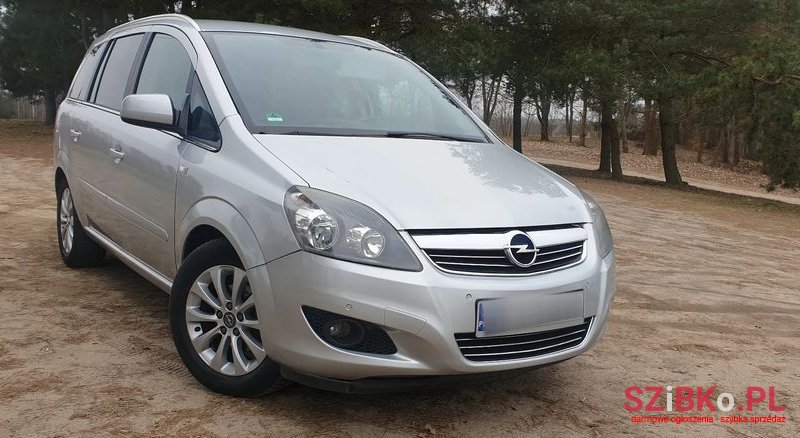 2010' Opel Zafira 1.6 photo #5
