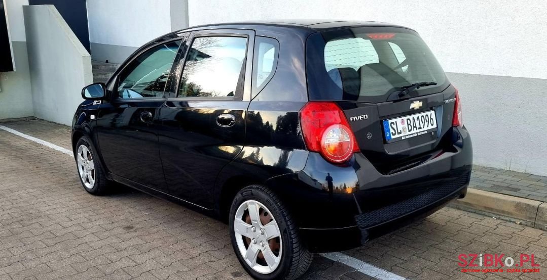 2010' Chevrolet Aveo photo #4