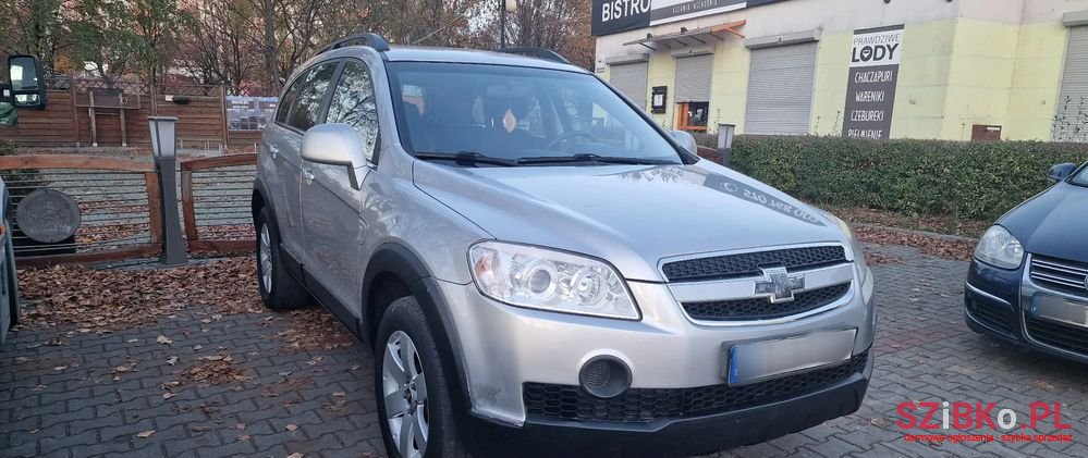 2007' Chevrolet Captiva photo #1
