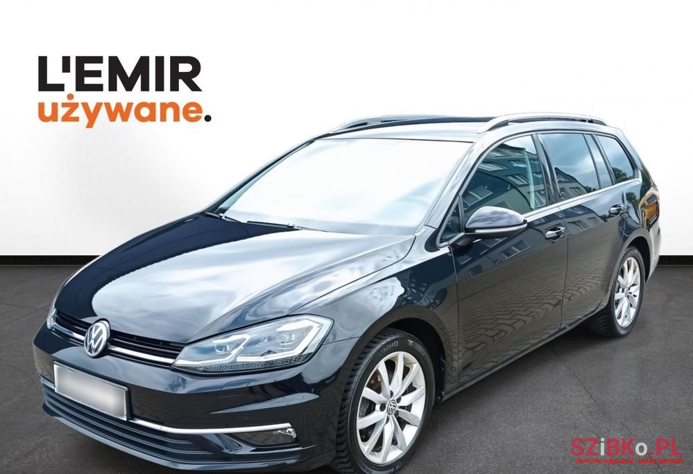 2019' Volkswagen Golf photo #1