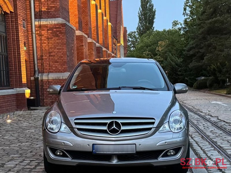 2006' Mercedes-Benz R-Class photo #4