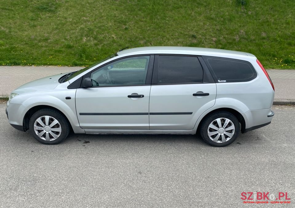 2005' Ford Focus photo #5