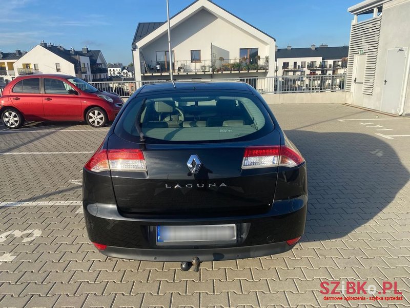 2009' Renault Laguna 2.0 Dci Privilege photo #3