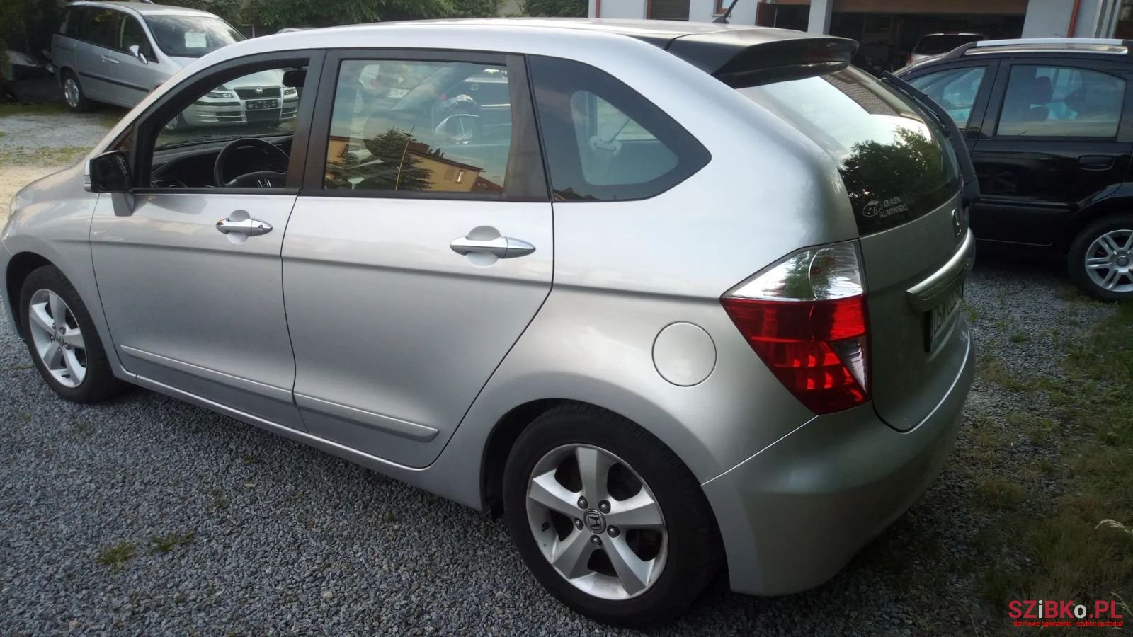 2005' Honda FR-V photo #4