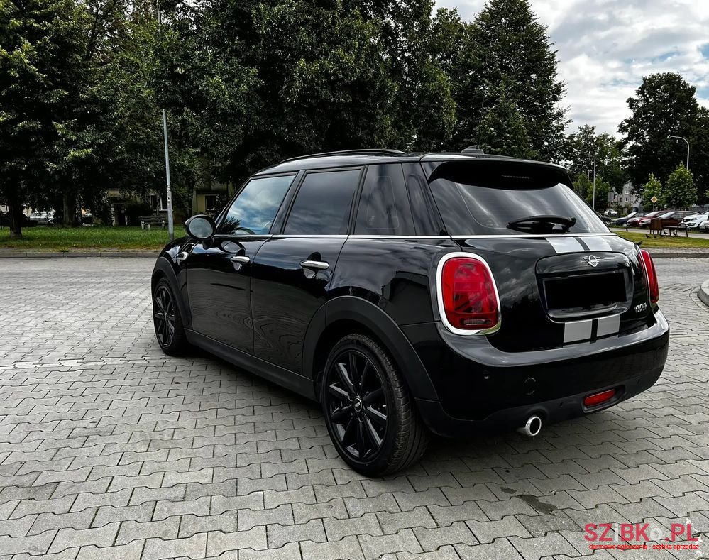 2019' MINI Cooper photo #5