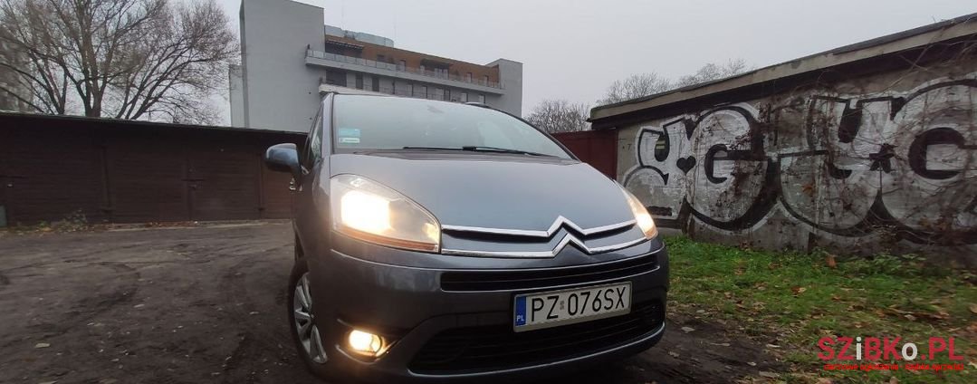 2009' Citroen C4 Picasso photo #3