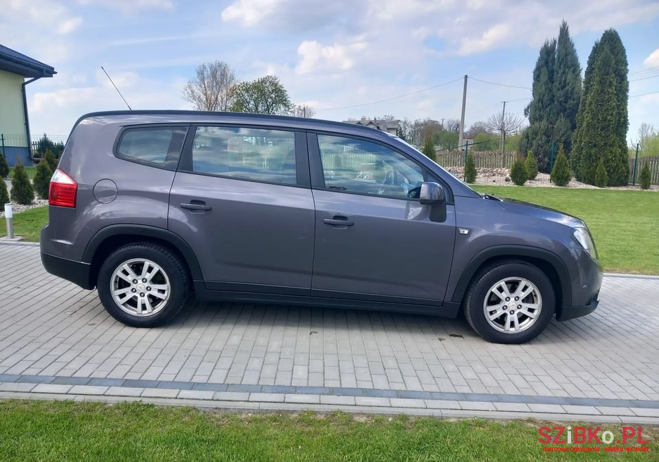 2012' Chevrolet Orlando photo #4