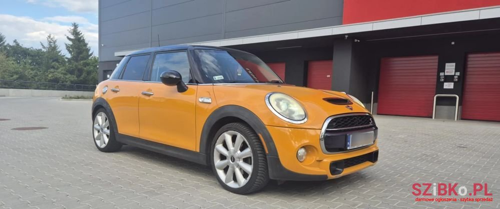 2015' MINI Cooper S photo #1