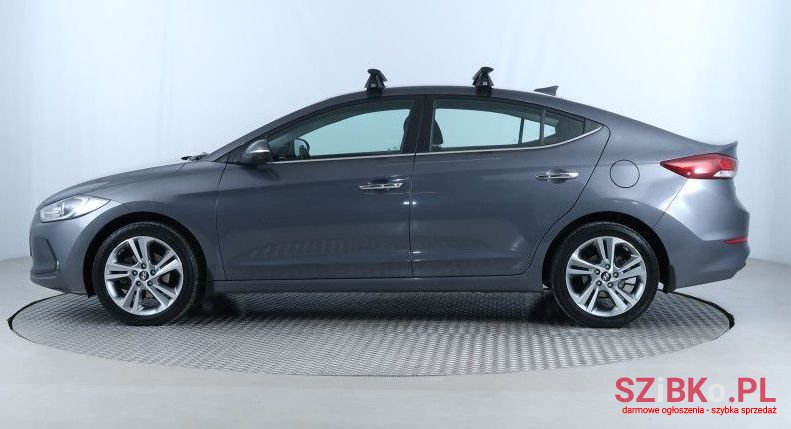 2017' Hyundai Elantra photo #2