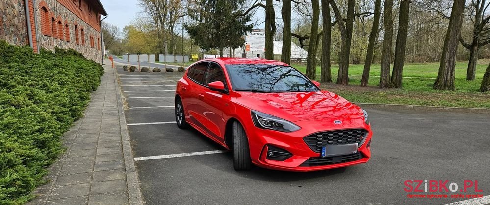 2021' Ford Focus photo #2