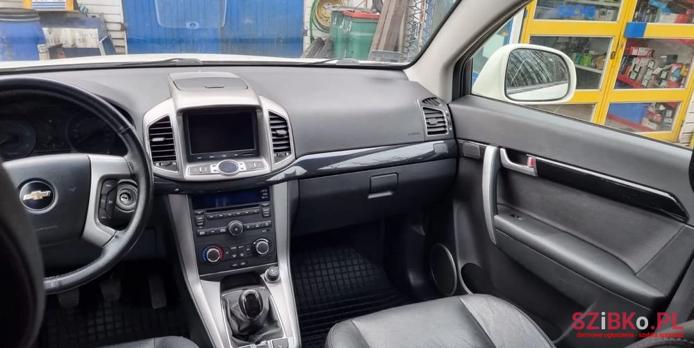 2011' Chevrolet Captiva 2.2 D Lt+ photo #1
