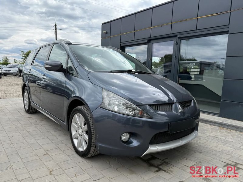 2007' Mitsubishi Grandis 2.4 Inform photo #4