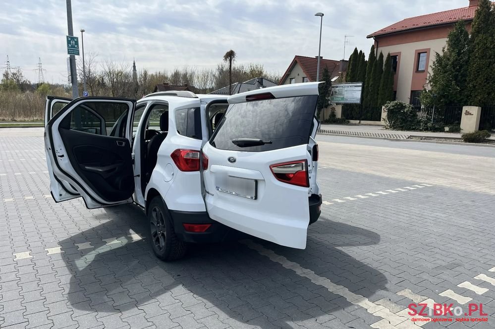 2019' Ford EcoSport photo #5