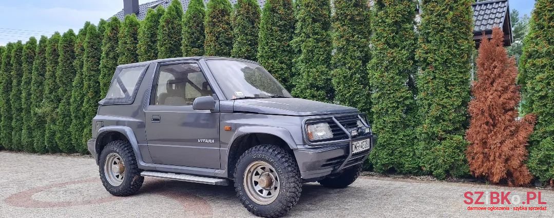 1992' Suzuki Vitara photo #1