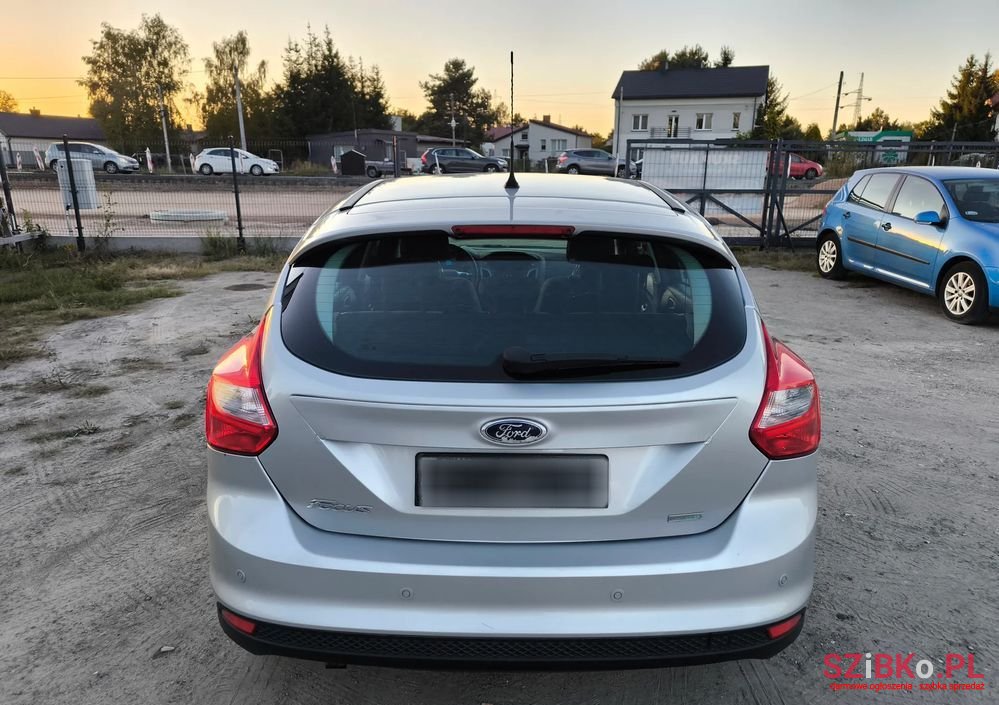 2014' Ford Focus photo #5