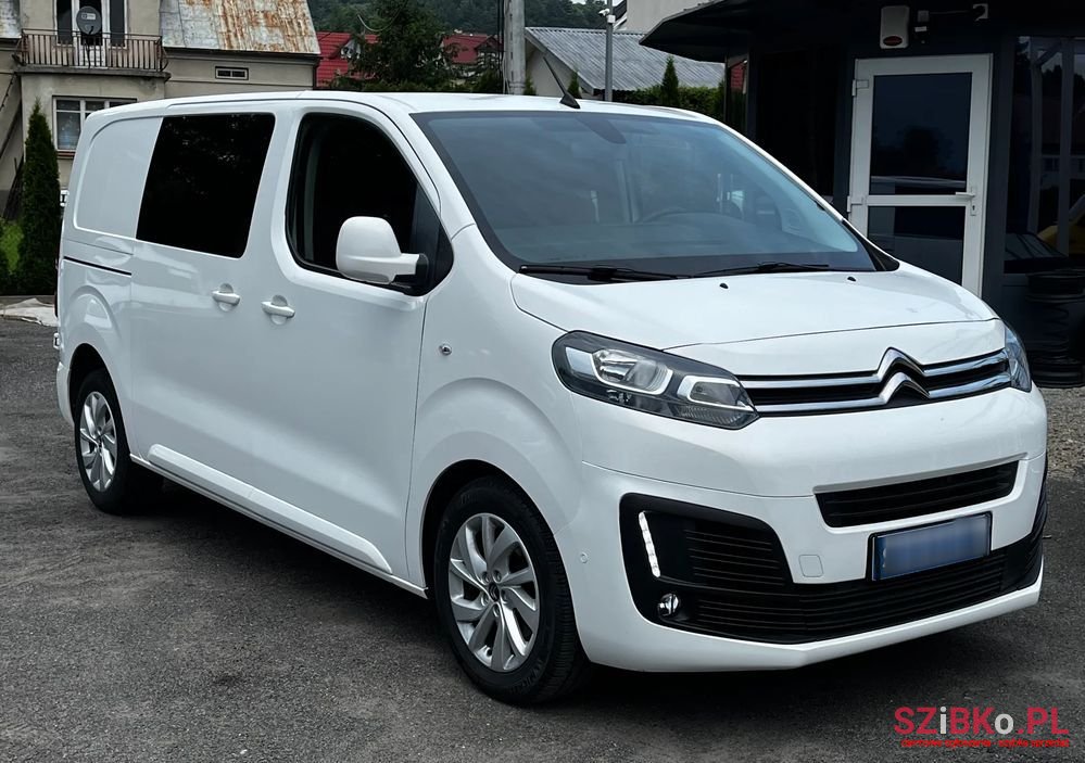 2019' Citroen Jumpy Combi photo #1