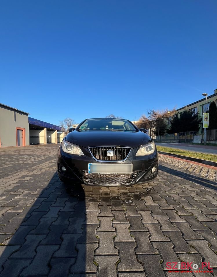 2010' SEAT Ibiza Sc 1.4 16V Entry photo #3