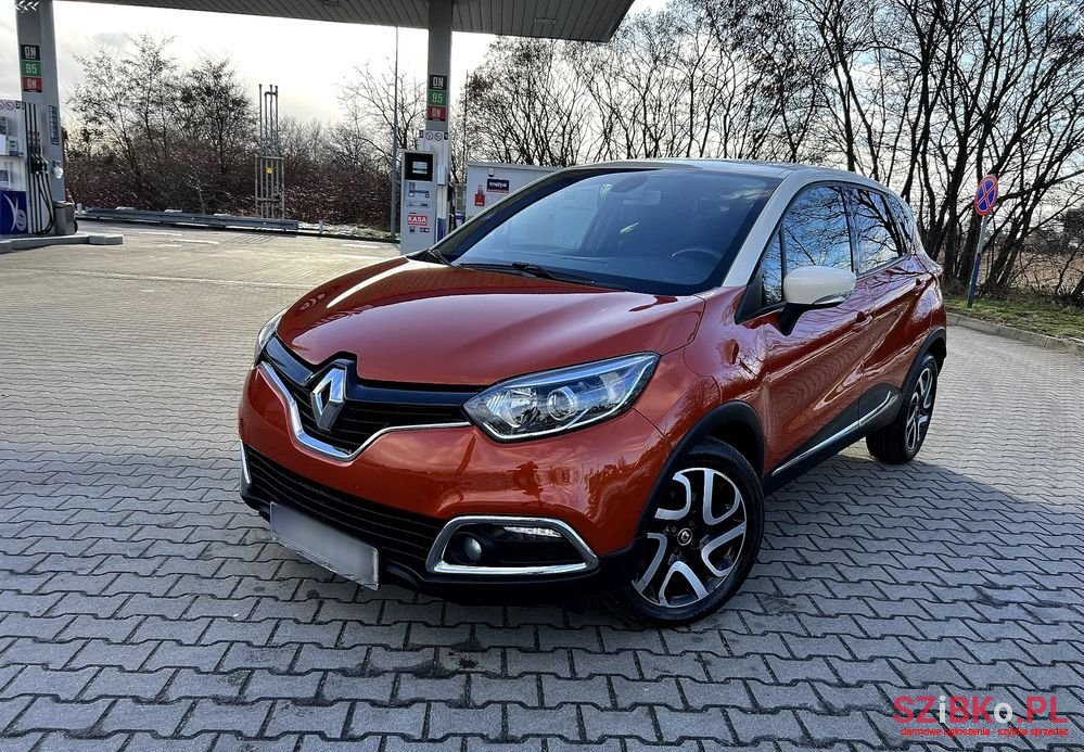 2015' Renault Captur photo #1