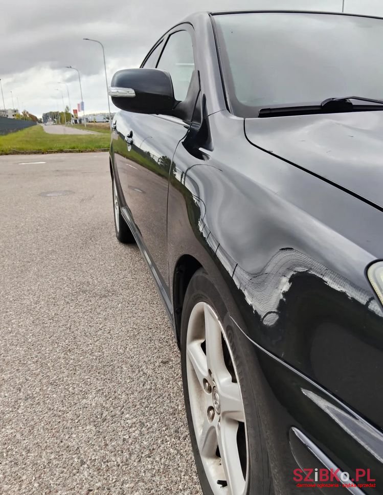 2008' Toyota Avensis photo #4