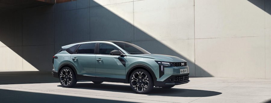Dacia Striker 2026: дебют нового флагманського кросовера румунської марки