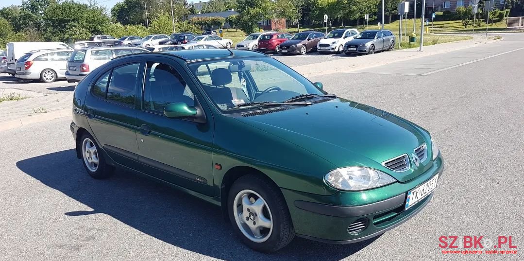 1999' Renault Megane photo #1