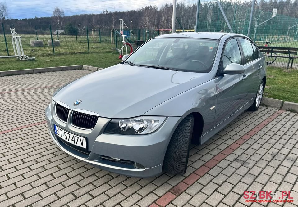 2005' BMW 3 Series photo #5