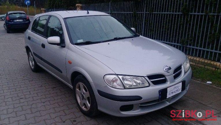 2004' Nissan Almera photo #1