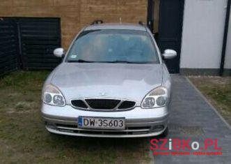 2002' Daewoo Nubira photo #2