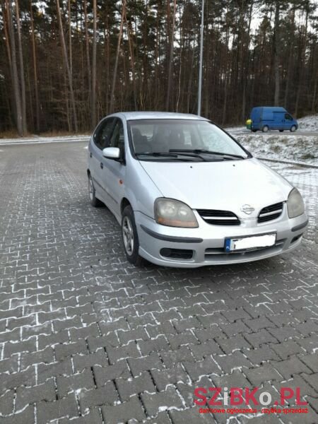 2000' Nissan Almera photo #4