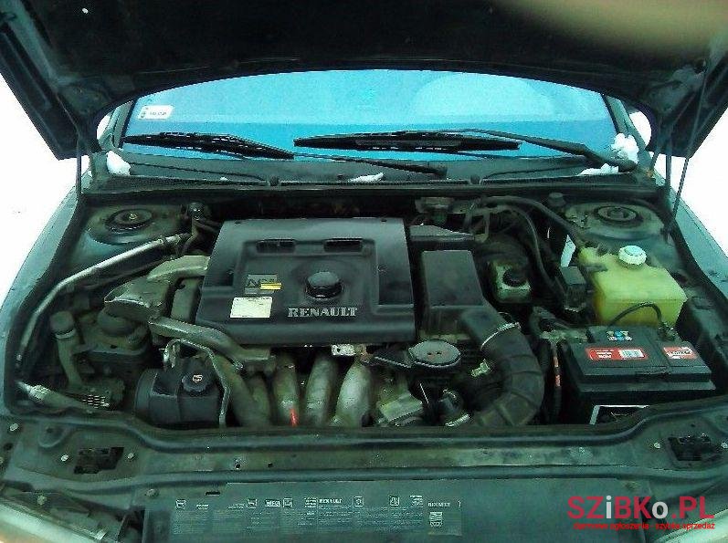 1998' Renault Laguna photo #5