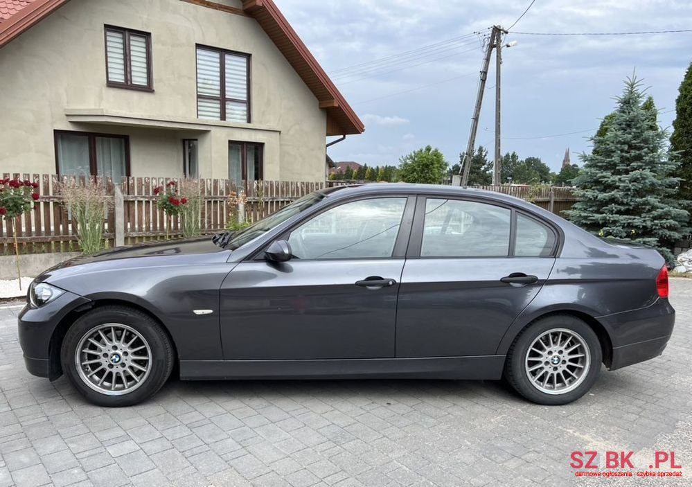 2006' BMW 3 Series 320I photo #2