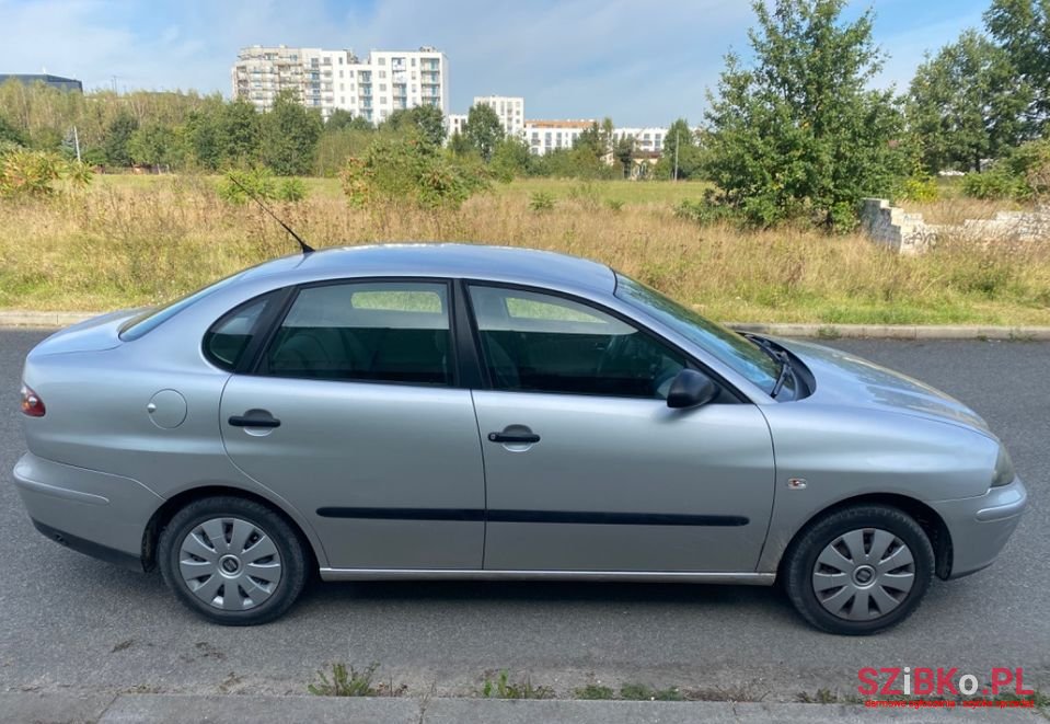 2003' SEAT Cordoba photo #5