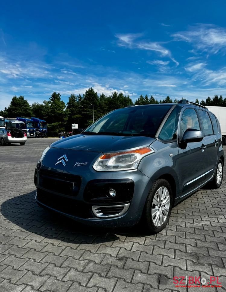 2009' Citroen C3 Picasso 1.6I Exclusive photo #2