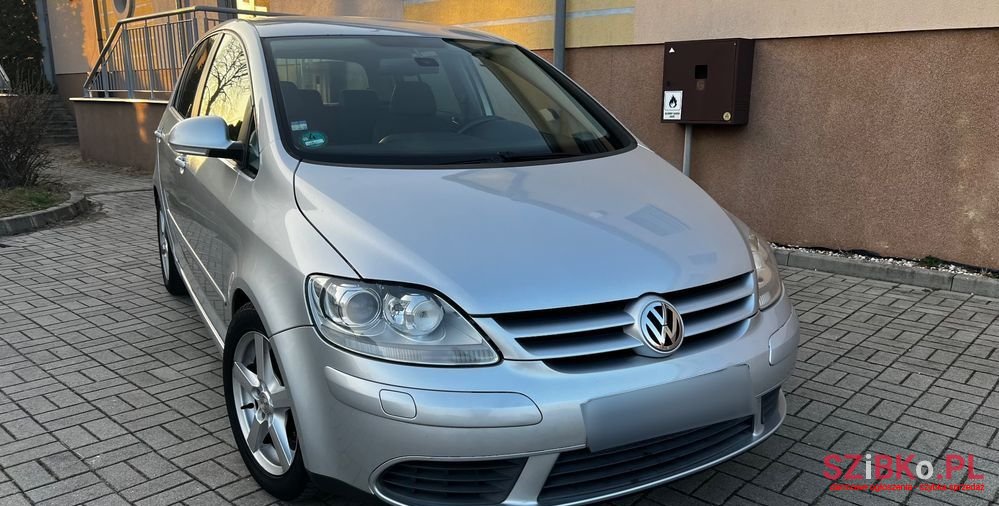 2006' Volkswagen Golf Plus photo #2