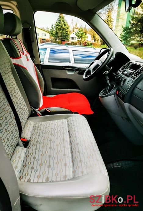 2006' Volkswagen Transporter photo #5