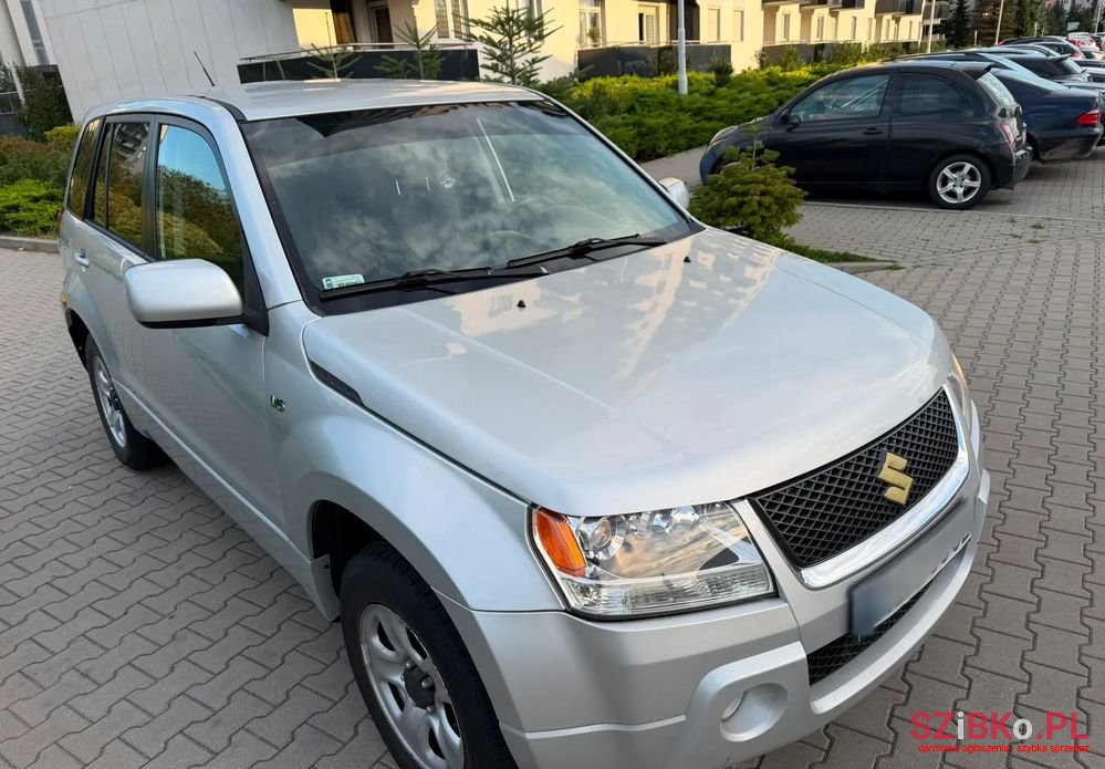 2007' Suzuki Grand Vitara 2.7 V6 photo #2