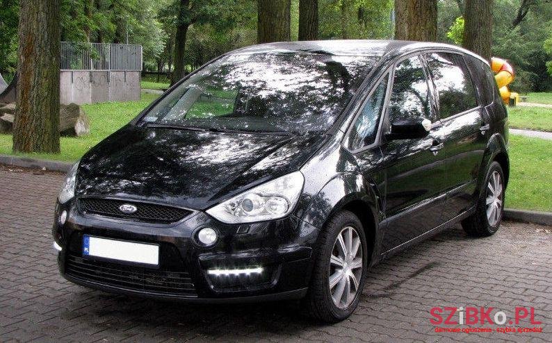 2008' Ford S-Max photo #1