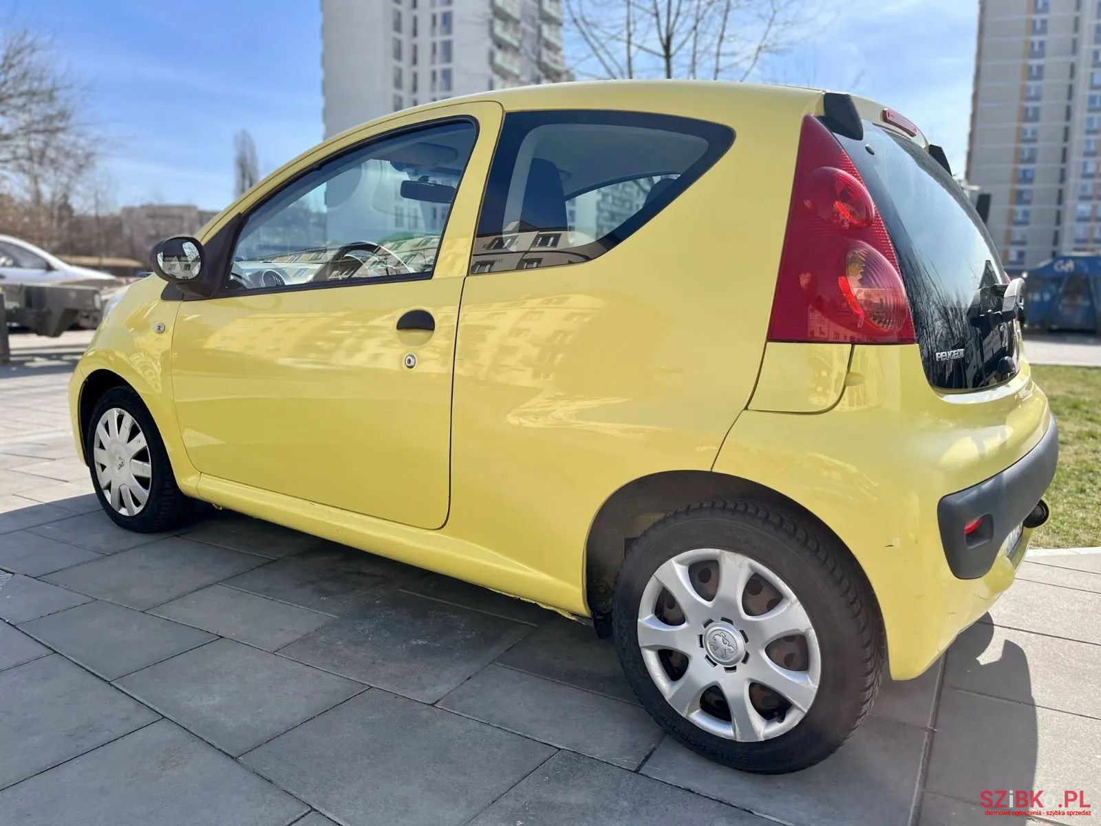 2011' Peugeot 107 photo #5