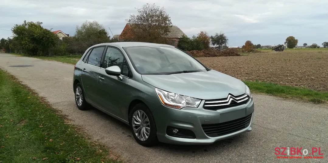 2012' Citroen C4 photo #3