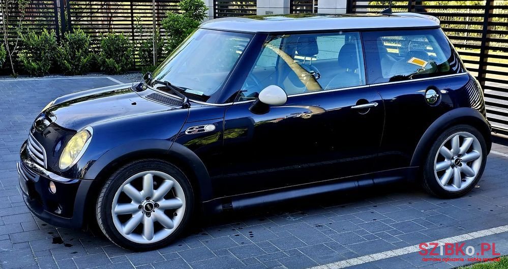 2005' MINI Cooper S Standard photo #4